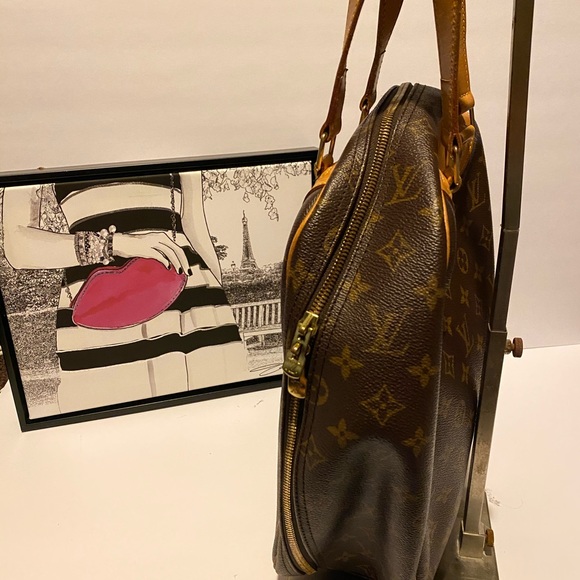 🚫SOLD🚫 Louis Vuitton Excursion Monogram Bag - Picture 5 of 11